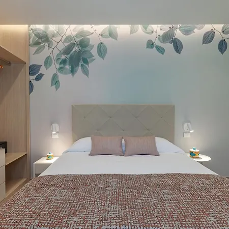 Guest house Zaararooms *
