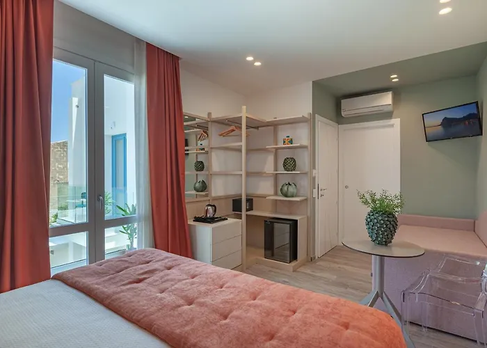 Zaararooms 게스트하우스 산비토로카포